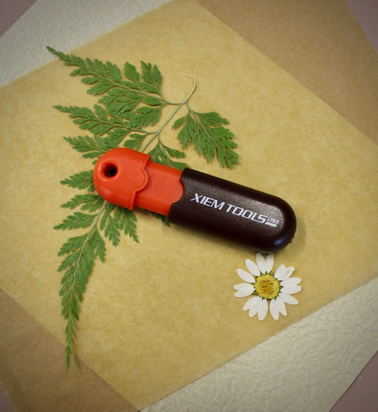 Xiem Retractable Scoring Tool